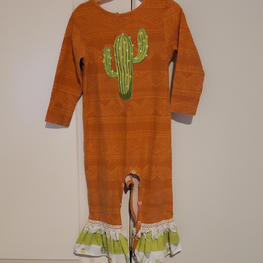 Ricrac & Ruffles Aztec Cactus Crochet Fringe Trim 24m Romper